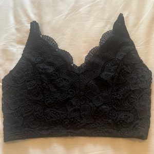 Laced cropped tank in Black 🖤 Size Small.